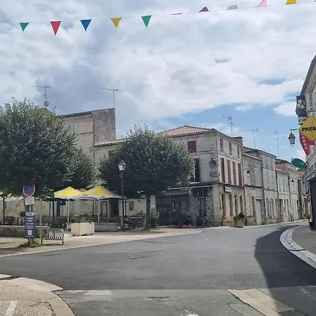 Le Duplex Du Centre - Ideal Pour Un Sejour Detente ! * Saint-Savinien